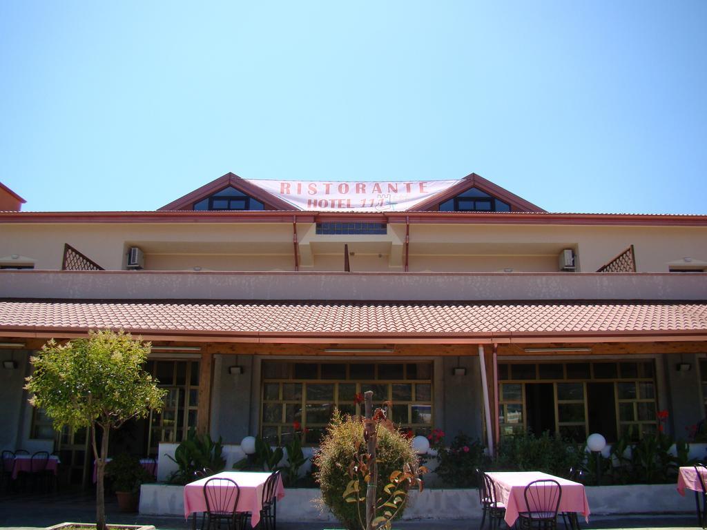 Hotel Ristorante111 فيلابيانا المظهر الخارجي الصورة