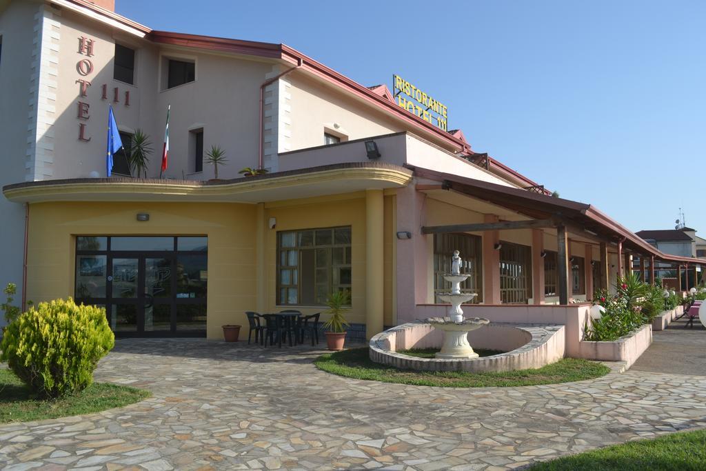 Hotel Ristorante111 فيلابيانا المظهر الخارجي الصورة