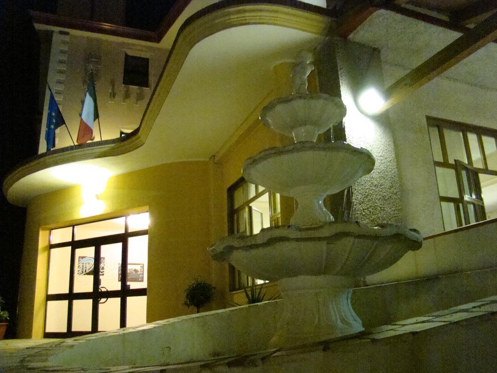 Hotel Ristorante111 فيلابيانا المظهر الخارجي الصورة